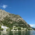 Romantica Limone sul Garda