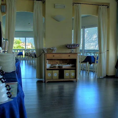 Hotell Romantica 3*